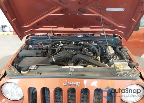 2010 Jeep Wrangler Sport z USA, uszkodzony, nr VIN 1J4GA2D13AL218714